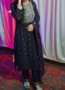 Kurta pant dupatta set