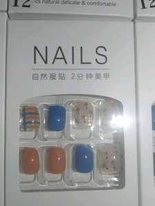 DIY Press-On Nail Bundle