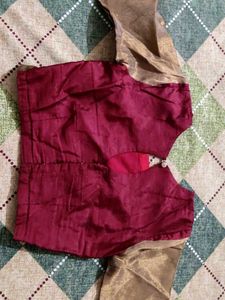 Elegant Maroon Traditional Saree♥️