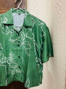 Green Floral Print Crop Shirt