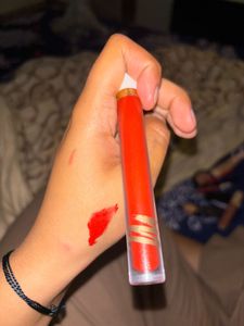 11 Items Of Makeup Non Expired