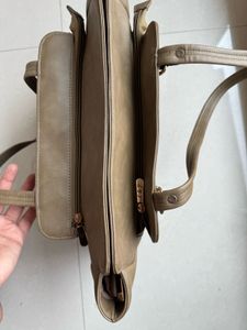 Soft Leather Stylish Handbag - Olive &amp; Gold