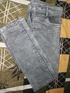 New Men Grey Denim Jeans 👖