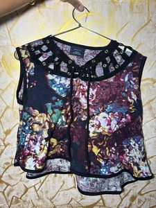 Floral Print Sleeveless Top