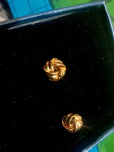 Gold earrings