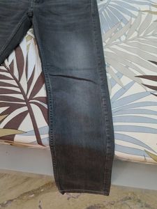 Ruf N Tuf Branded Jeans Like New