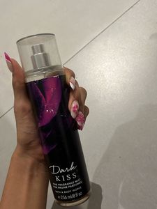 DARK KISS