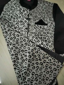 Black Jacket For Kid//10to15years/JACKY/unshadable
