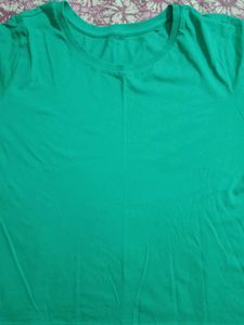 Green Tshirt