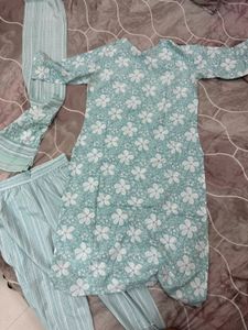 Floral Kurta Set