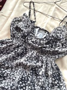 Floral Print Ruffle Top