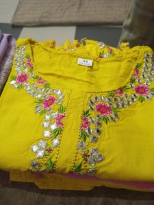 BEAUTIFUL Yellow 3 PCS SUIT SET.