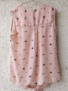 It&#39;s a Cute Top From Bassini