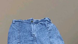G@-22 Size-28 Straight Jeans