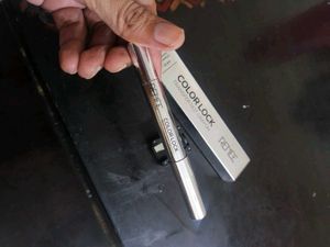 RENEE Color Lock Crayon (Grace) Lipstick