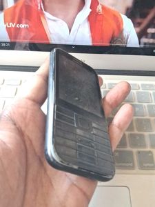 Nokia 225 Feature Phone