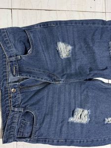 Ripped Boyfriend Jeans
