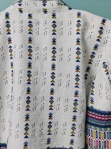 Vintage Patterned Crop Shirt