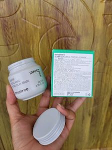 Innisfree Volcanic Pore Clay mask