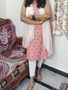 Pink Printed Kurta.(only kurta)