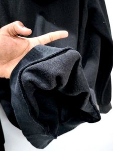 Plain Black Hoddie Size L Condition (8/10)