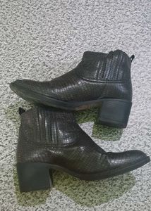 Stylish Grey Ankle Boots