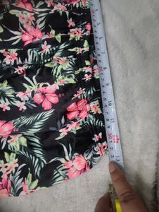 Floral Lace Trim Shorts🥰