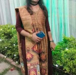 Elegant Embroidered Kurta Set