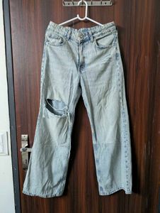 H&M ripped straight jeans