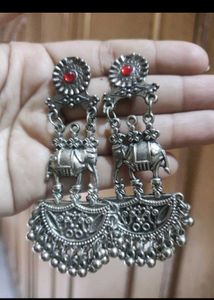 Combo Of Beautiful Hair Accessories And Jhumkaa