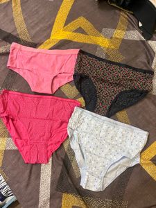 Brief Set Of 4