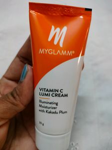 Myglamm Vitamin C Lumi