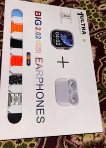 Smartwatch, Earphone Bundle