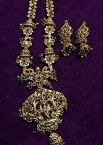Temple Jewellery Set