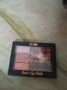 Eyeshadow Palette