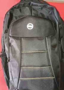 Dell Laptop 💻 8 556 storage very reliable