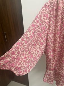 MANGO Cream-Coloured &amp; Pink Floral Print Wrap Top
