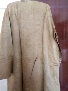 Akkriti Kurta