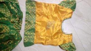 Indian Lehenga Choli Set - Kids