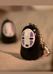 No Face Charm Keychain 🖤