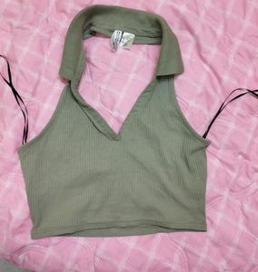 Sale🌸H&amp;M RIBBED HALTER NECK COLLARED TOP