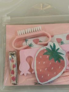 Strawberry Manicure Set