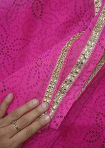 Pink Bandhani Saree with Zari Border