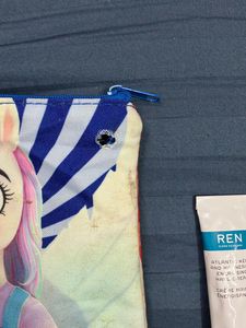 Kids&#39; Travel pouch