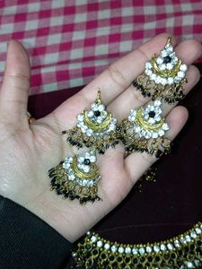 Elegant Indian Jewelry Set