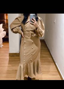 Elegant Button-Down Midi Dress