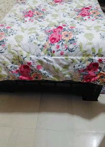Beautiful Red White&#39; ❤️Comforter