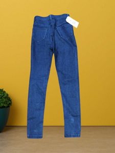 E@10 Size-26 (Sale) Latest Ladies high waist Jeans