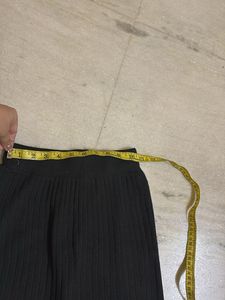 Black Ribbed Knit Skirt