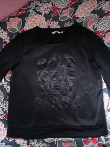 Black Sweatshirt
